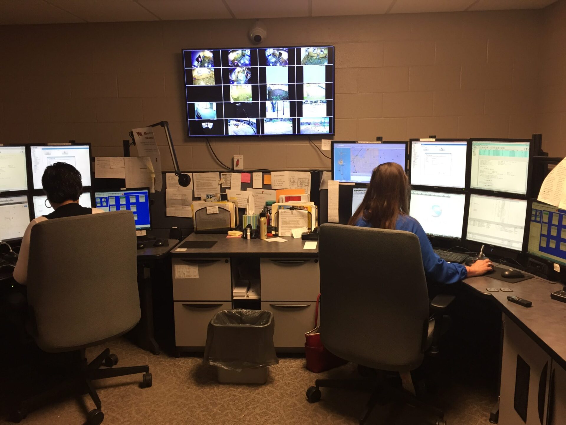 Inside Look E911 dispatchers ‘vital link’ for public, emergency responders City of Bartlesville