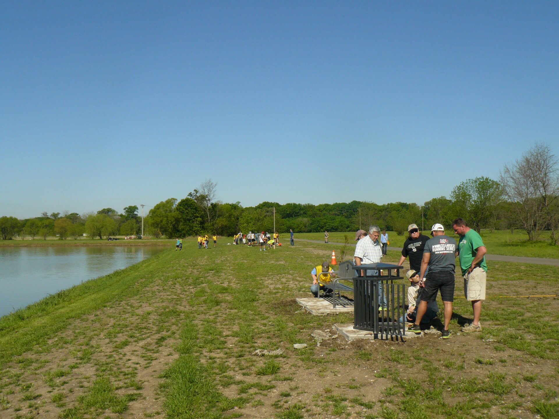 Lee Lake project 'big success' thanks to volunteers City of Bartlesville