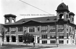 1910 abt Dewey and 4th