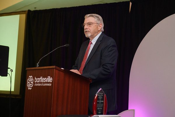 Dale Copeland earns Tom Shoemake Award