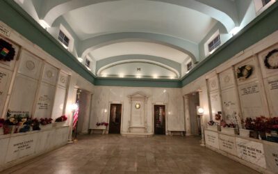 White Rose Luminary Service is November 22