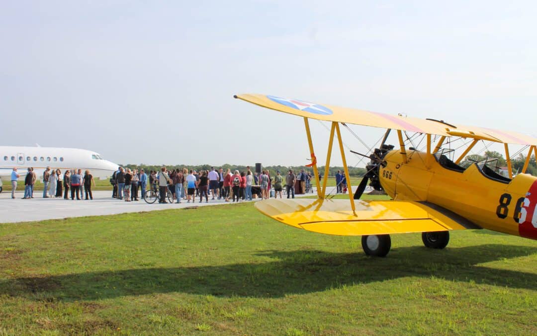 City breaks ground on airport hangar